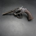 Impeccable Colt New Police Calibre 32SW canon miroir