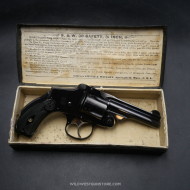 Mint Smith Wesson double Action Cal.38 5éme modèle et sa boite d'origine
