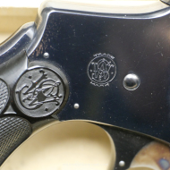 Mint Smith Wesson double Action Cal.38 5éme modèle et sa boite d'origine