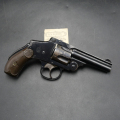 Revolver Smith & Wesson Calibre 38 poudre noire double action hammerless 4éme mod.