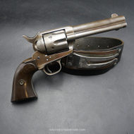 Excellent Colt calibre 44-40 Single Action Army et son système fast draw Bridgeport