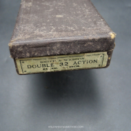 Mint revolver Smith Wesson cal. 32 double action 4th mod. et sa rare boite d'origine