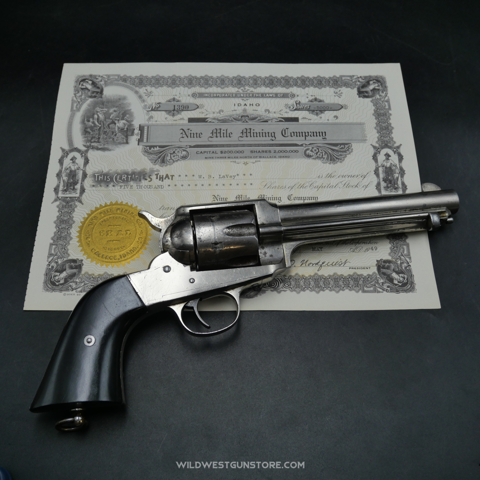 Revolver de collection Remington 1890 Beau canon calibre 44-40 Nickelage d'origine