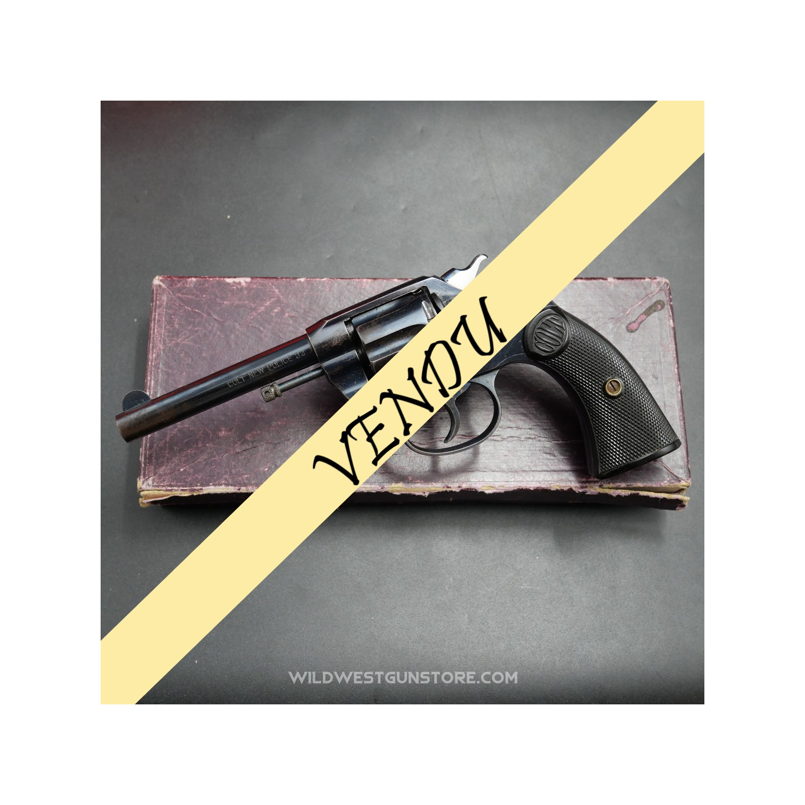 Rare ensemble Colt New Police VP Cal. 32 et sa boite d'origine