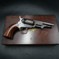 Revolver Colt Pocket et son coffre complet d'origine, calibre 31 fabrication précoce