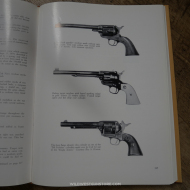 Livre en anglais Colt Firearms , from 1836 de James E Serven