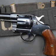 Parfait Colt double action modèle 1895 canon miroir cal.38LC, arme de dotation US Army