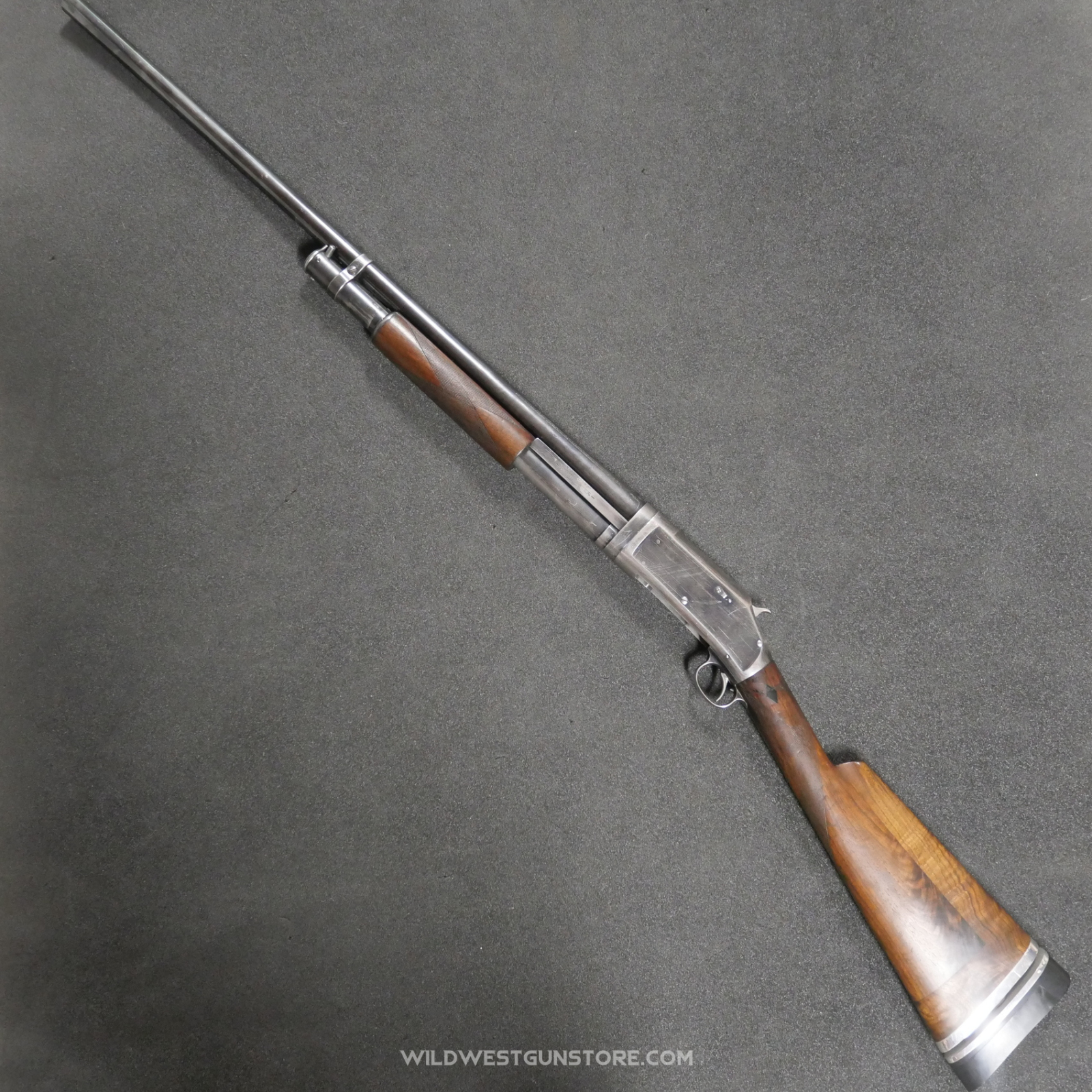 Winchester Model 1897 Trap Gun Black Diamond Calibre 12 – Tournament Grade 1901 Canon Miroir