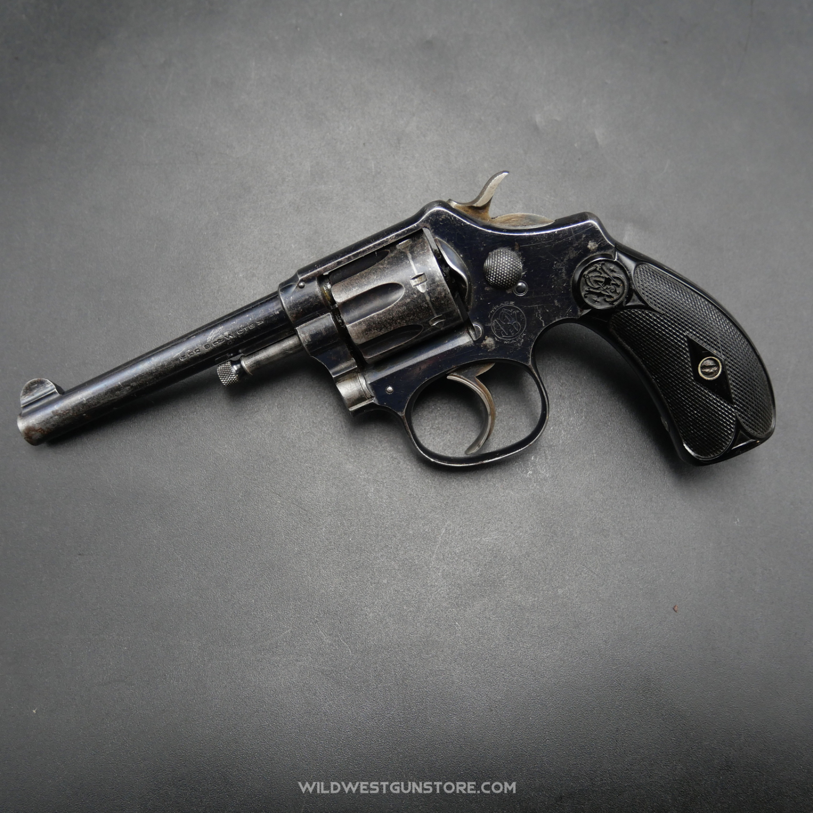 Revolver de Collection Smith et Wesson LadySmith Calibre 22 bronzage d'origine