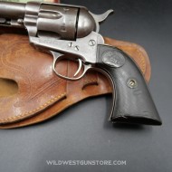 Colt 1873 Single Action Army 44WCF Six Shooter canon 4 3/4"