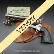 Colt 1873 Single Action Army 44WCF Six Shooter canon 4 3/4"