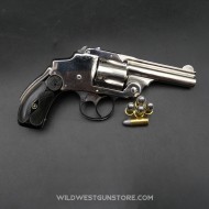 Revolver nickelé Smith Wesson Hammerless calibre 38SW