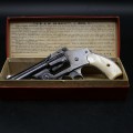 Très beau Revolver Smith & Wesson Cal .38 Boite d'Origine