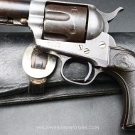 Colt Peacemaker calibre 45 canon 4''3/4 et lettre Colt