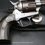 Colt Peacemaker calibre 45 canon 4''3/4 et lettre Colt