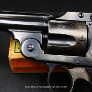 Revolver Smith & Wesson Calibre 38 poudre noire double action hammerless 4éme mod.