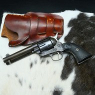 Colt Peacemaker Calibre 38-40 canon 4''3/4 excellent état