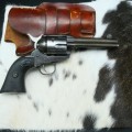 Colt Peacemaker Calibre 38-40 canon 4''3/4 excellent état