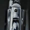 Revolver Colt Peacemaker calibre 45 finition nickelée