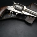 Revolver de collection Remington 1875 calibre 44-40