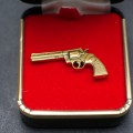 Pin Revolver Collector Colt Python Gold