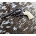 Historique Colt Peacemaker Single Action Army calibre 45