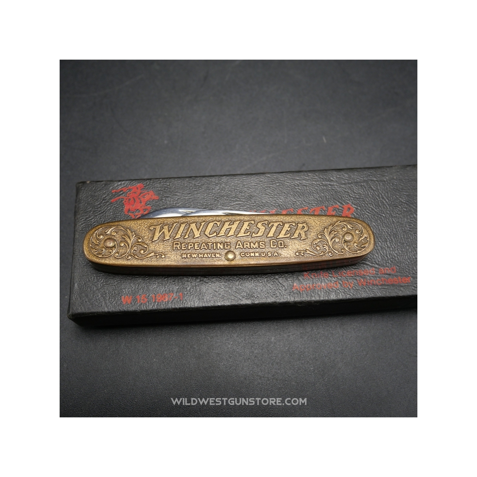 Couteau Winchester 1873 One Of Thousands Commémoratif