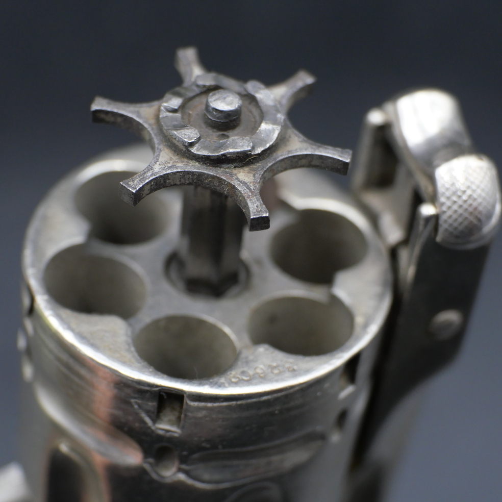 Revolver Smith Wesson double action calibre 44 Russian