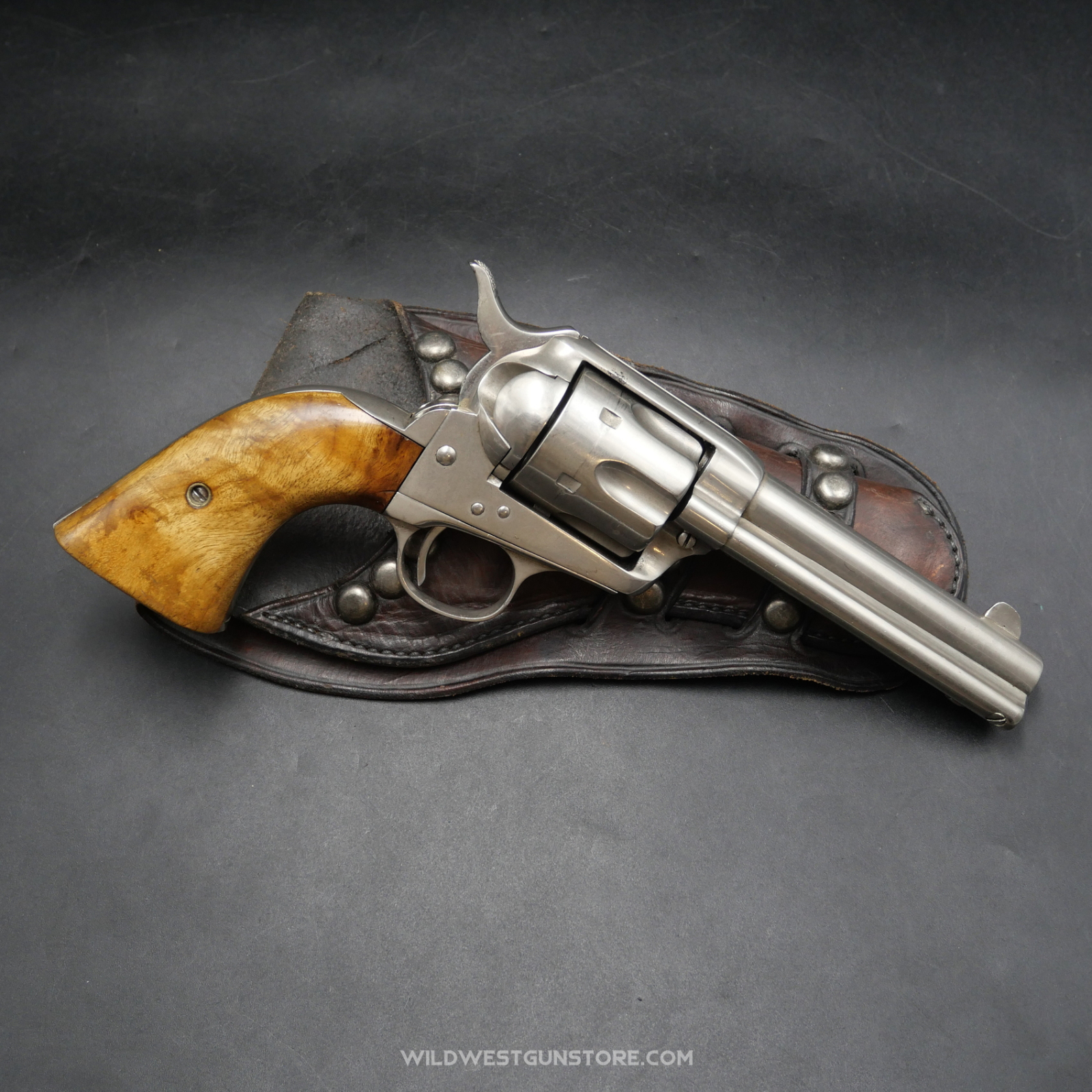 Colt Revolver Frontier Calibre 44-40 Smokeless Frame Single Action Army Fabrication 1899
