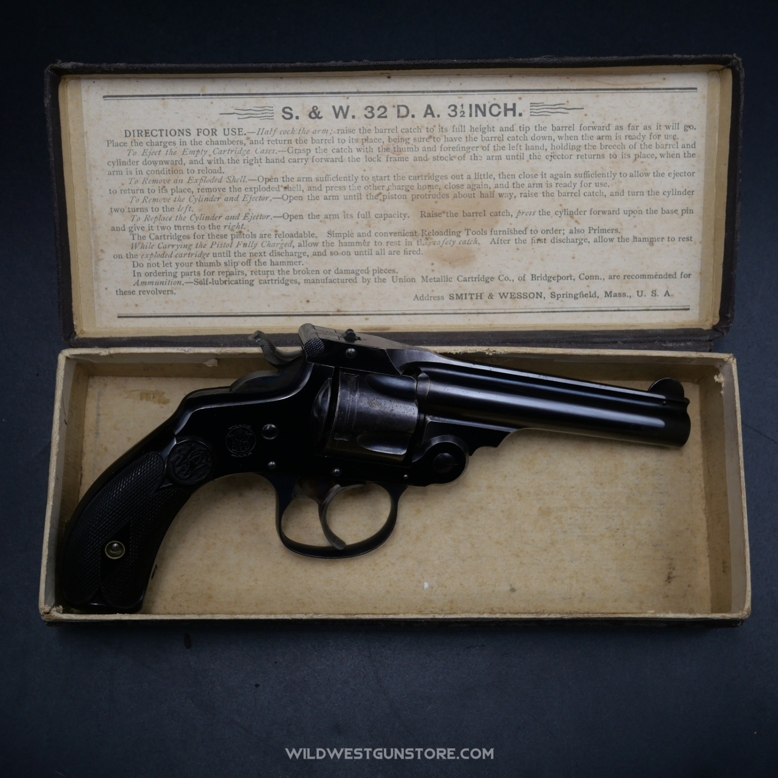 Mint Revolver Smith Wesson Cal. 32 Double Action 4th Mod. Et Sa Rare Boite D'origine