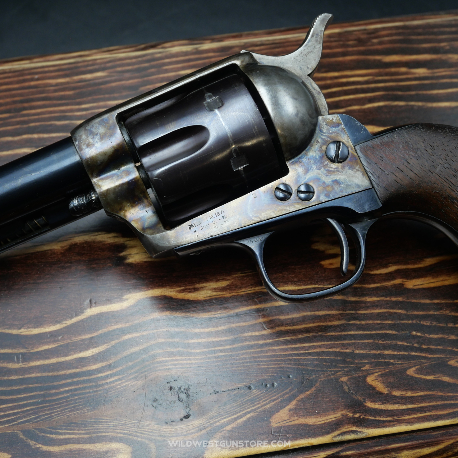 Revolver Colt De Collection Peacemaker SAA Calibre .45 Fabrication 1881 En Coffret