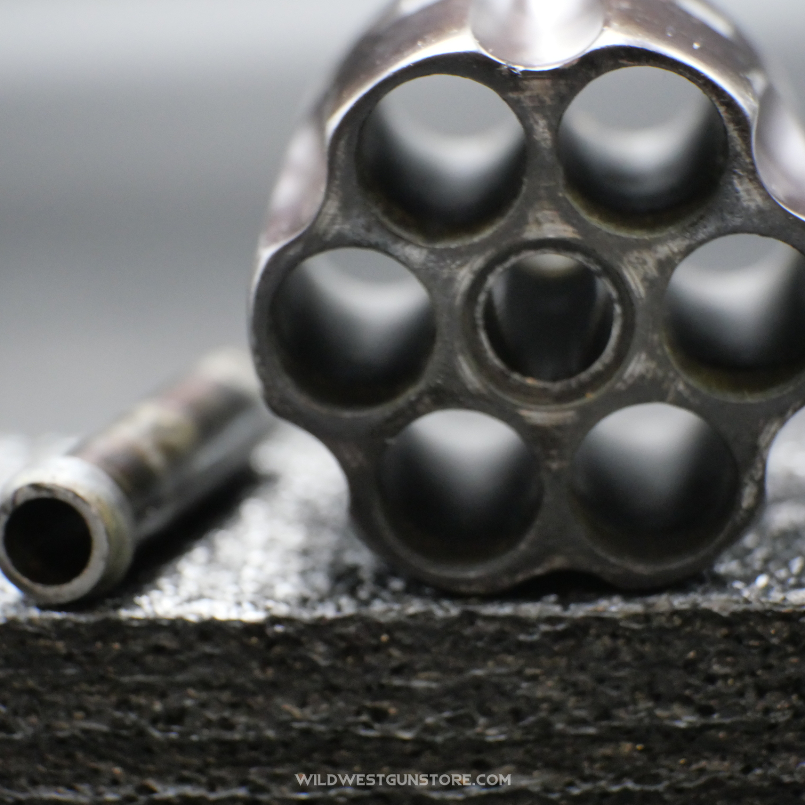 Revolver Colt De Collection Peacemaker SAA Calibre .45 Fabrication 1881 En Coffret