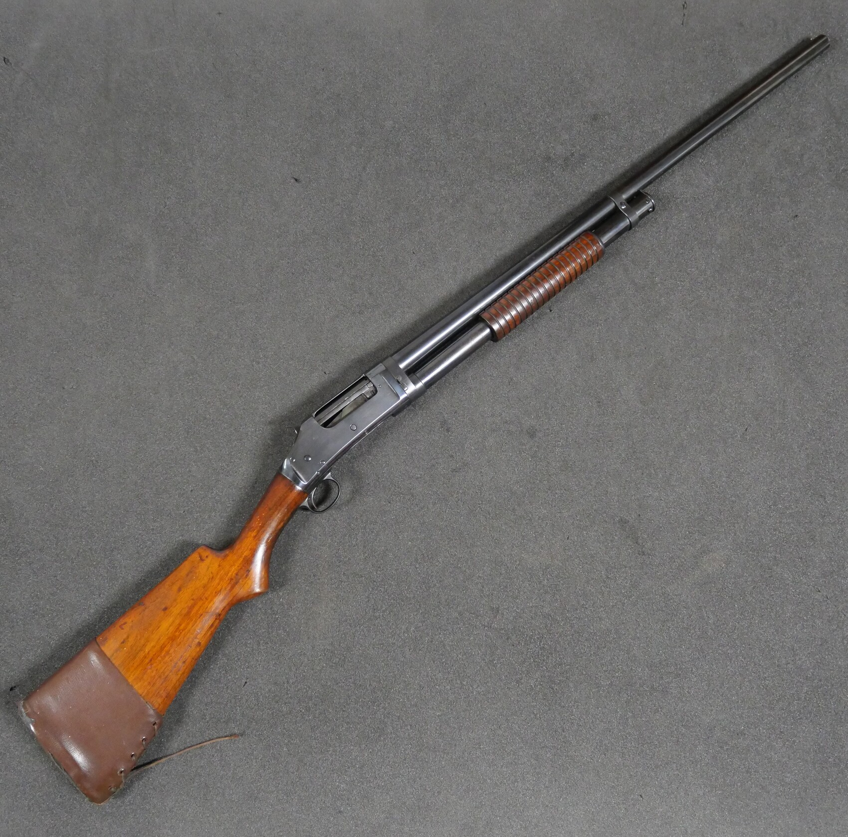 Winchester Model 1897 Takedown canon 30’’ miroir calibre 12