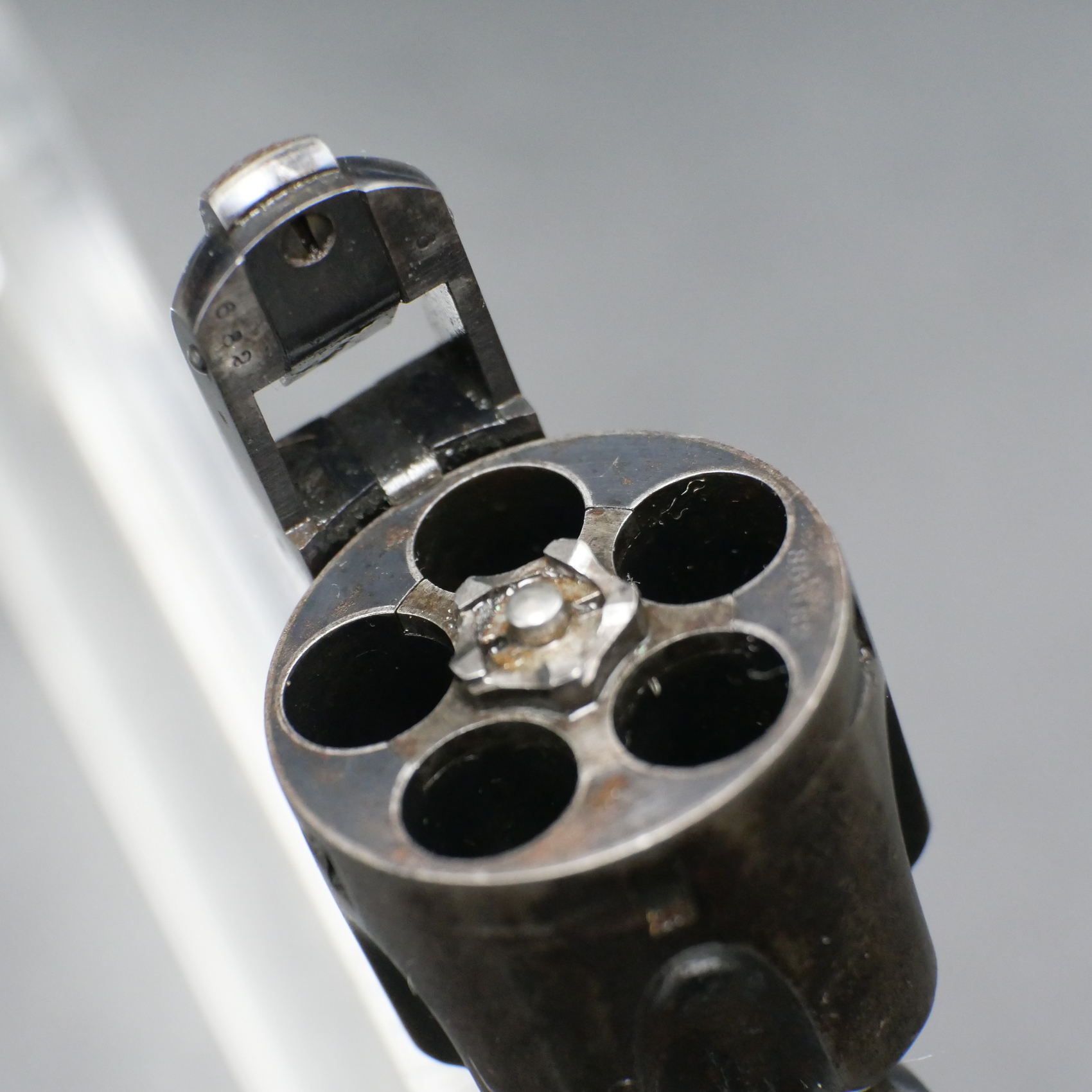 Revolver Hammerless 1st Model Smith & Wesson Calibre 32 – Image 9
