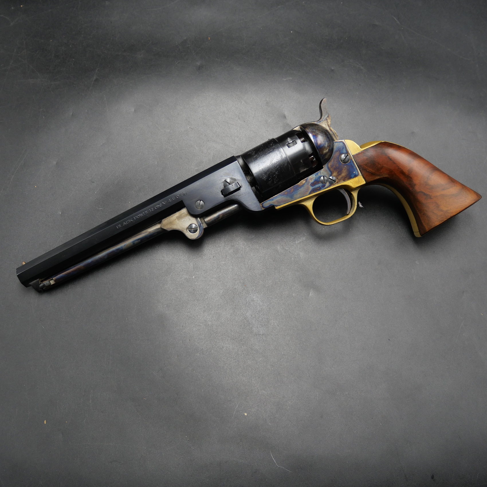 Revolver type Colt 1851 poudre noire Pietta cal.44, neuf et accessoires – Image 2