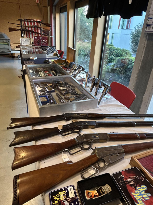bourse aux armes CINEY france